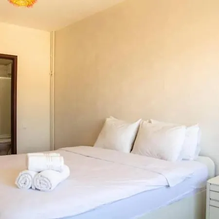 Daire Flat With Centrally Location - Near The Attractions In Karsiyaka *