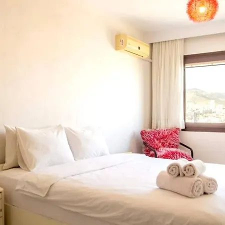 Daire Flat With Centrally Location - Near The Attractions In Karsiyaka *