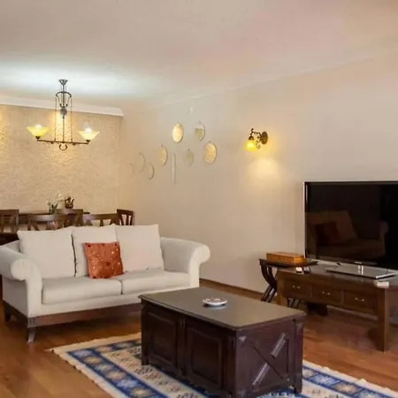 Flat With Centrally Location - Near The Attractions In Karsiyaka * Esmirna